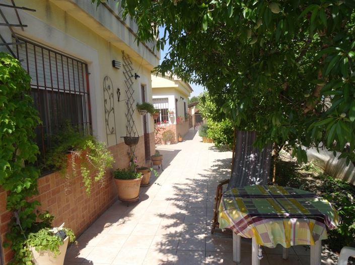 Image No.3-4 Bed Villa for sale