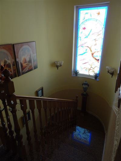 Image No.27-5 Bed Townhouse for sale