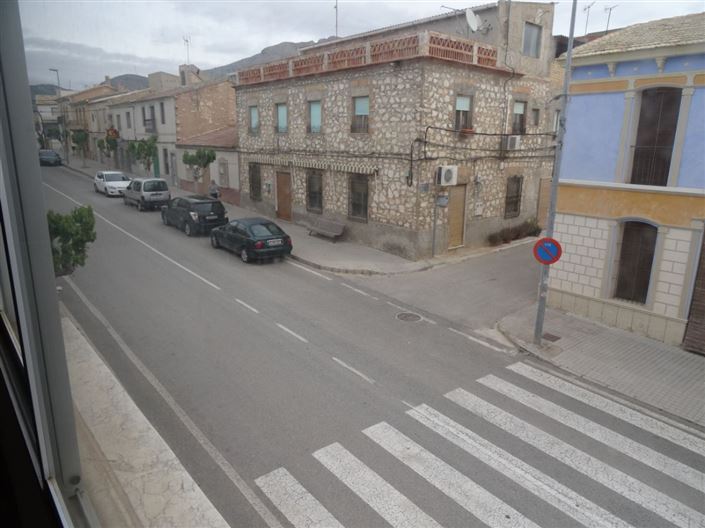 Image No.13-6 Bed Apartment for sale