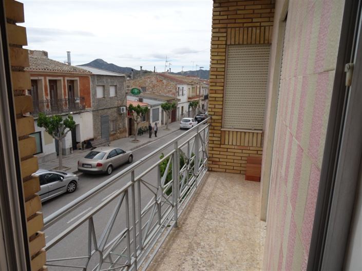 Image No.16-6 Bed Apartment for sale