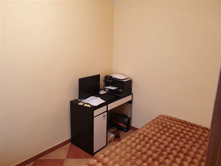 Image No.24-5 Bed Townhouse for sale