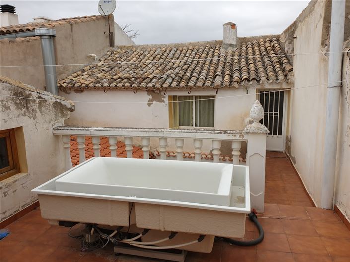 Image No.27-5 Bed Townhouse for sale