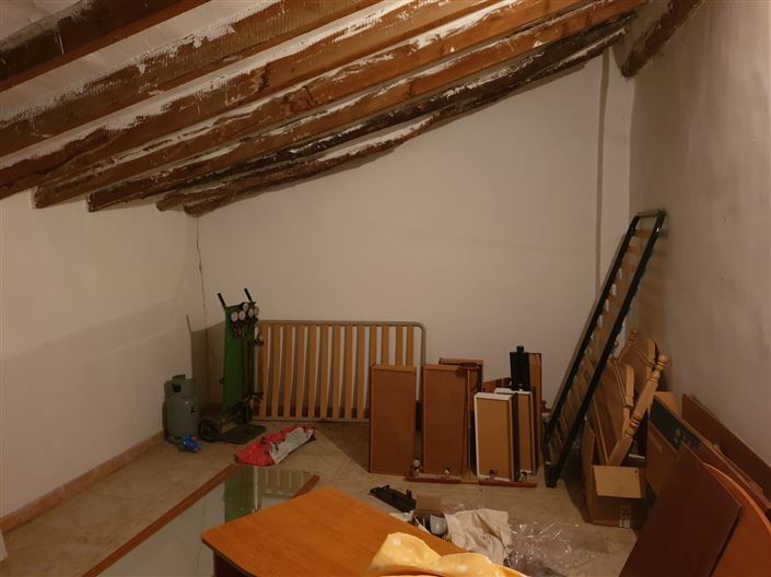 Image No.30-5 Bed Townhouse for sale