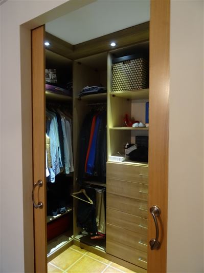 Image No.25-3 Bed Townhouse for sale