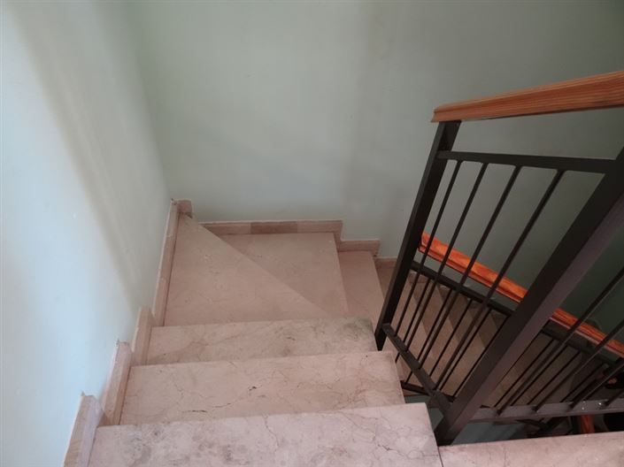 Image No.14-3 Bed Townhouse for sale