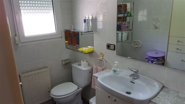 Image No.16-8 Bed Country House for sale