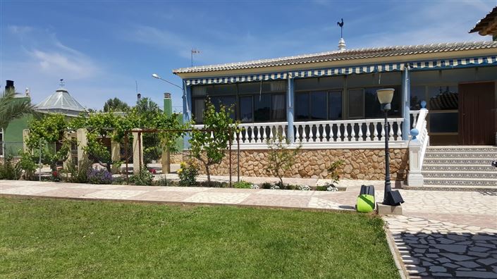 Image No.2-8 Bed Country House for sale