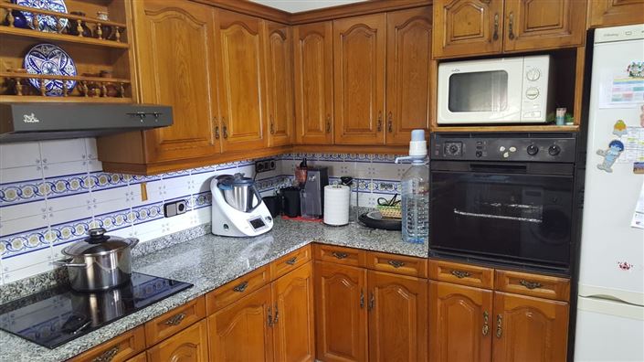 Image No.8-8 Bed Country House for sale