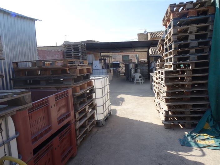 Image No.15-3 Bed Townhouse for sale