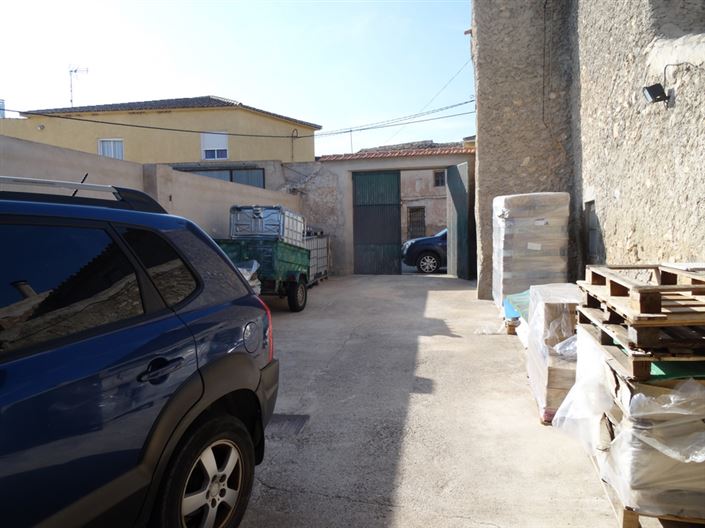 Image No.18-3 Bed Townhouse for sale