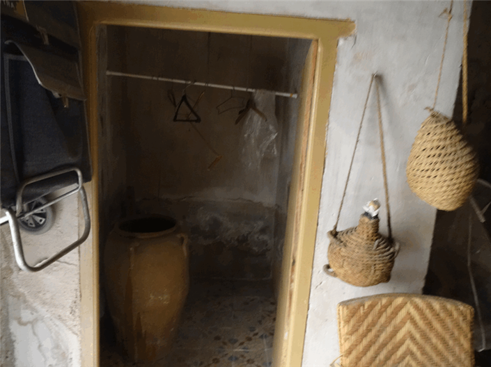 Image No.21-6 Bed Townhouse for sale