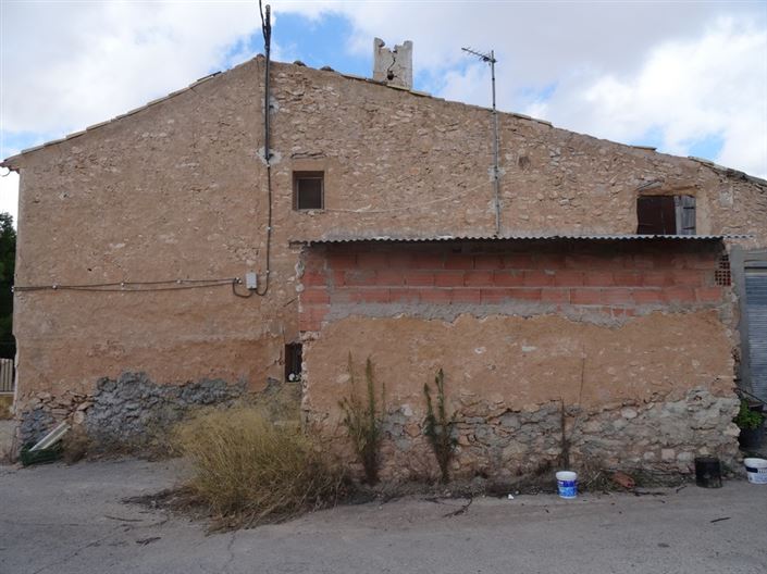 Image No.11-4 Bed Country House for sale