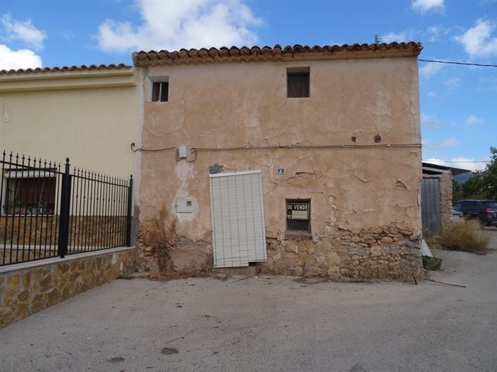 Image No.2-4 Bed Country House for sale