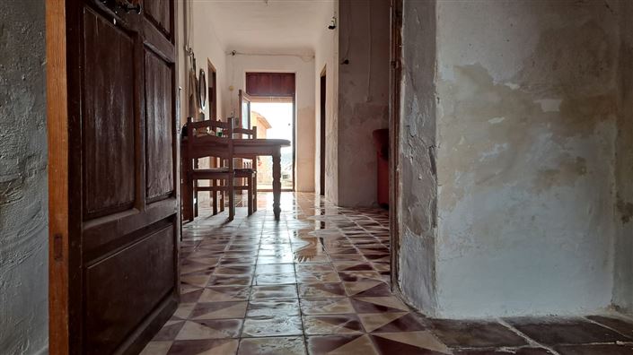 Image No.18-5 Bed Country House for sale