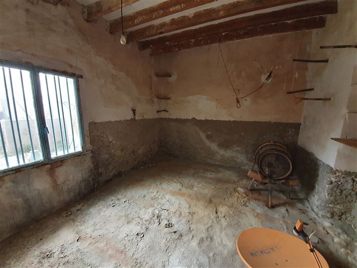 Image No.24-5 Bed Country House for sale