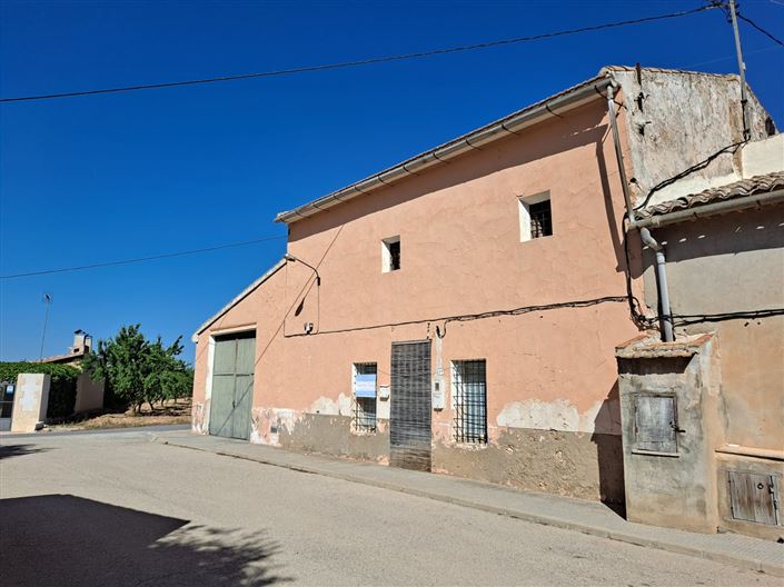 Image No.2-5 Bed Country House for sale