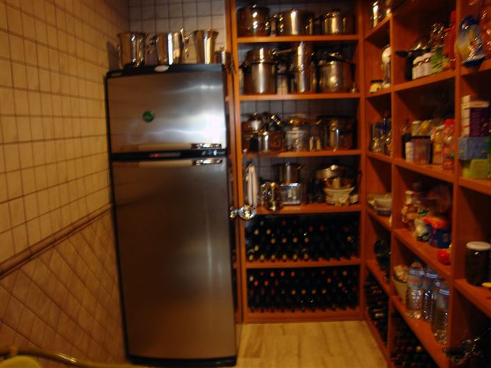 Image No.11-9 Bed Country House for sale