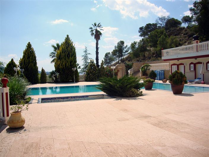 Image No.26-9 Bed Country House for sale