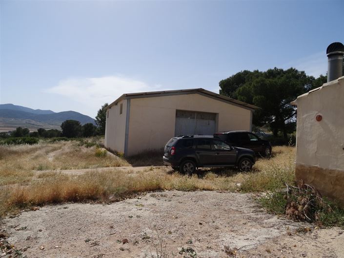 Image No.12-4 Bed Farmhouse for sale