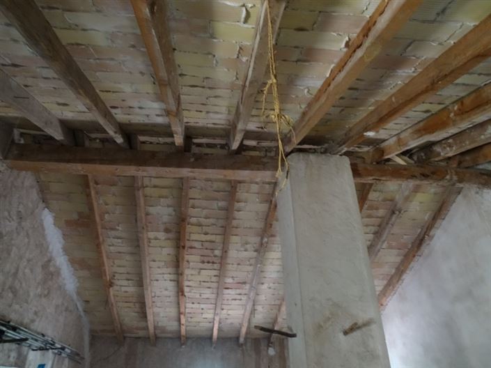 Image No.22-4 Bed Farmhouse for sale