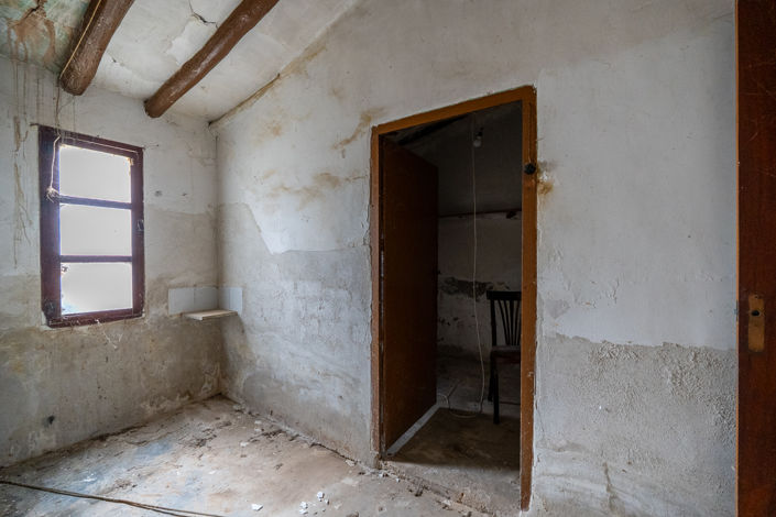 Image No.20-2 Bed Farmhouse for sale