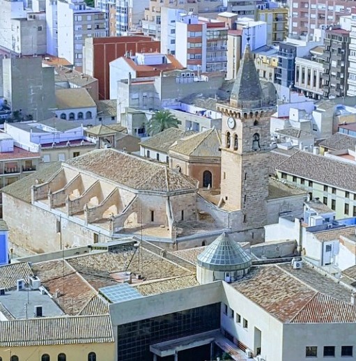 Image No.13-8 Bed Country House for sale