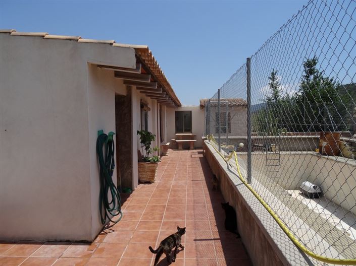 Image No.27-4 Bed Country House for sale