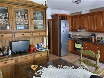 2250casaricomira2008191140597692165765914acea