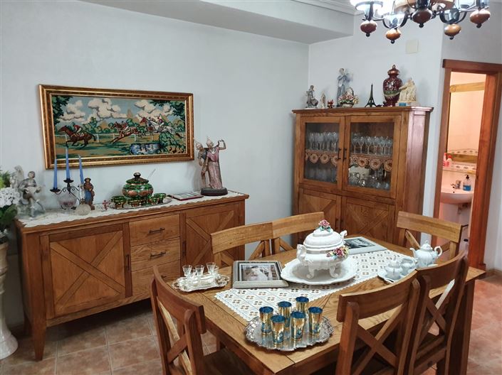 Image No.6-3 Bed Townhouse for sale