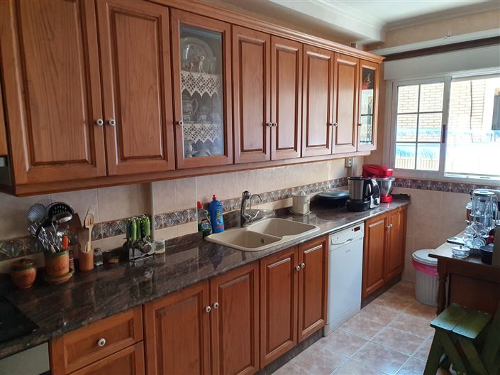 Image No.8-3 Bed Townhouse for sale