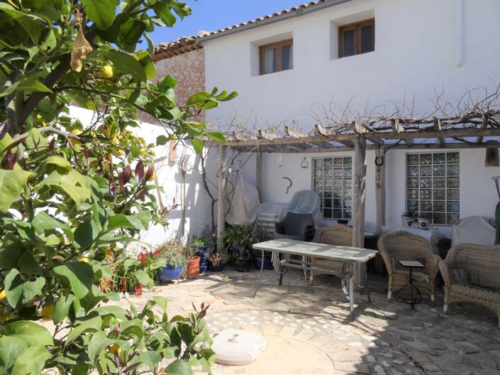 Image No.10-5 Bed Country House for sale