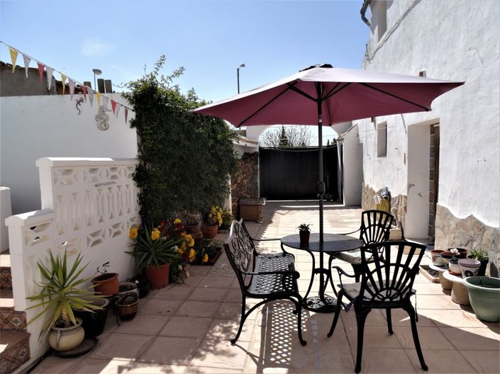 Image No.20-5 Bed Country House for sale