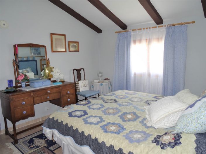 Image No.27-5 Bed Country House for sale
