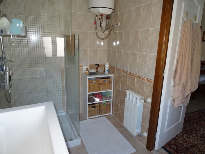 Image No.30-5 Bed Country House for sale