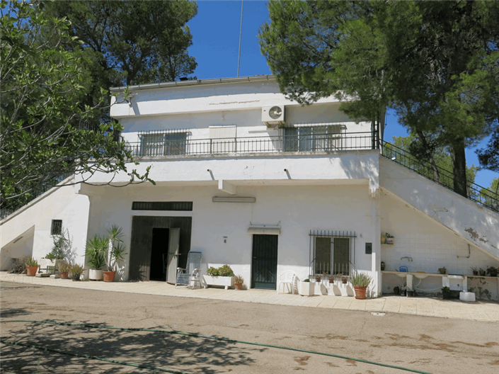 Image No.1-6 Bed Country House for sale