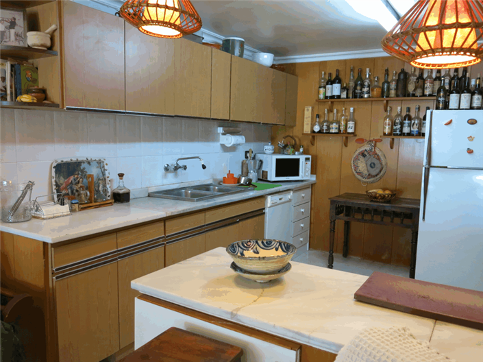 Image No.15-6 Bed Country House for sale