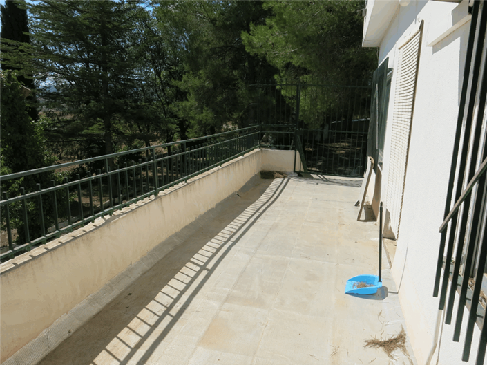 Image No.17-6 Bed Country House for sale