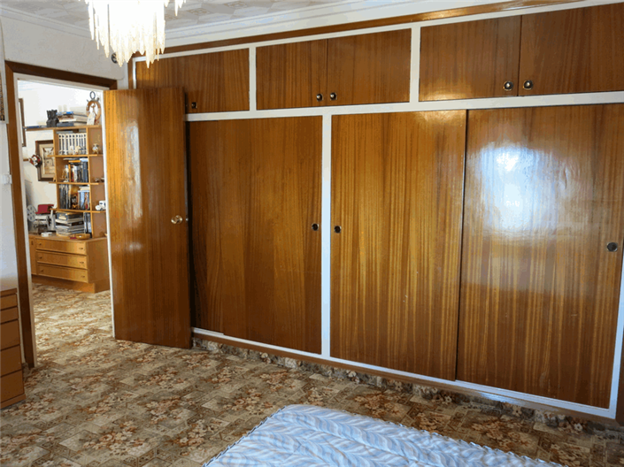 Image No.27-6 Bed Country House for sale