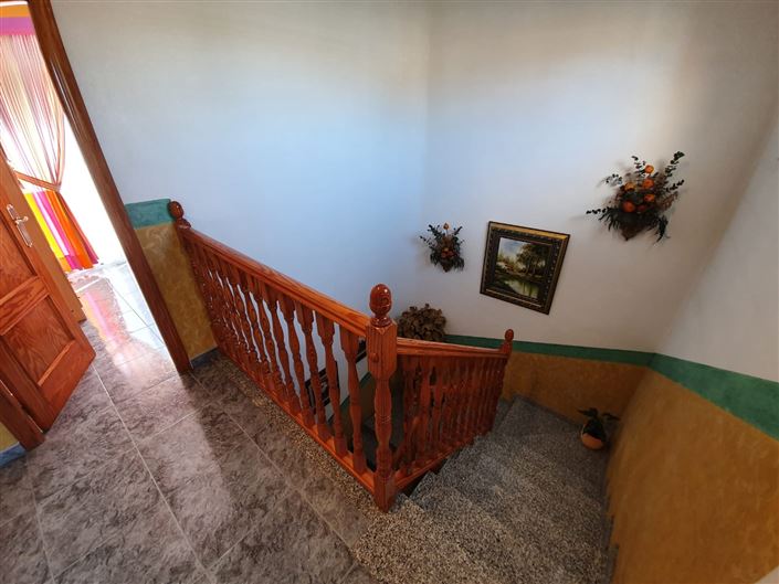 Image No.23-3 Bed Townhouse for sale