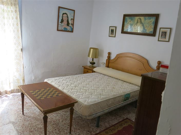 Image No.11-4 Bed Country House for sale