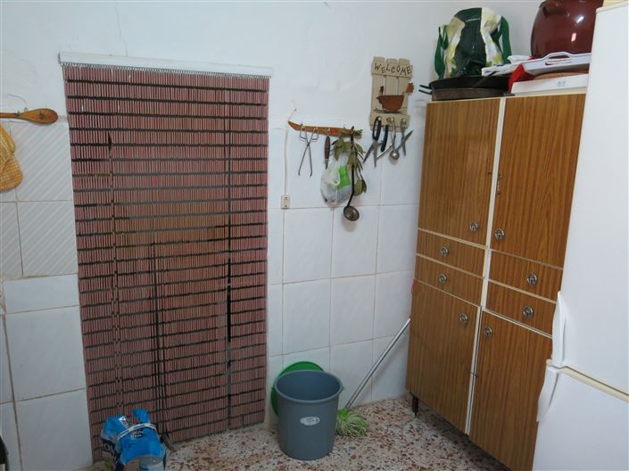 Image No.15-4 Bed Country House for sale