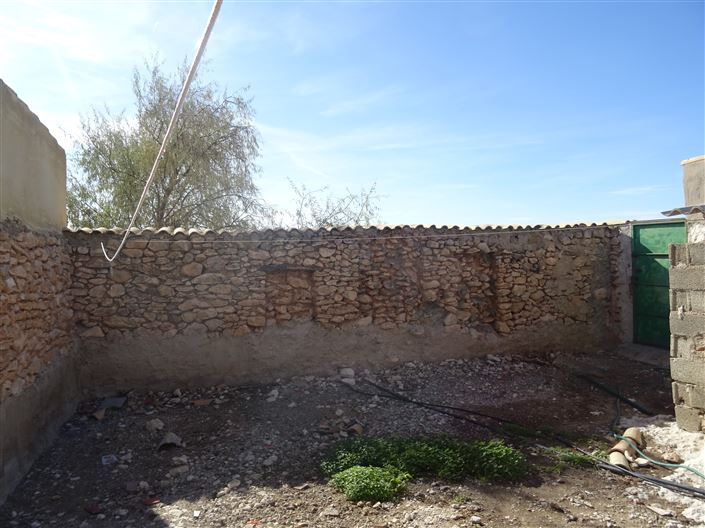 Image No.19-4 Bed Country House for sale