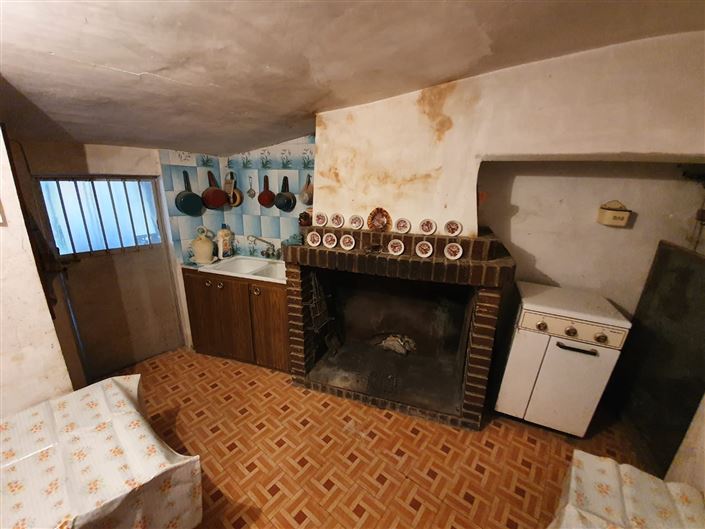 Image No.15-4 Bed Country House for sale