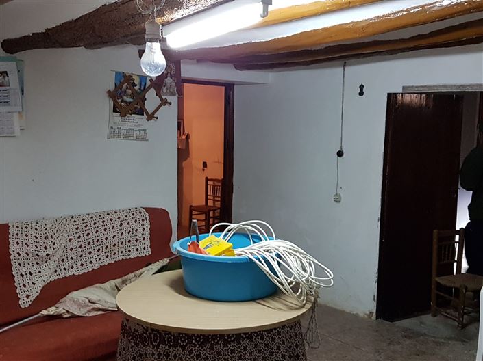 Image No.12-3 Bed Country House for sale