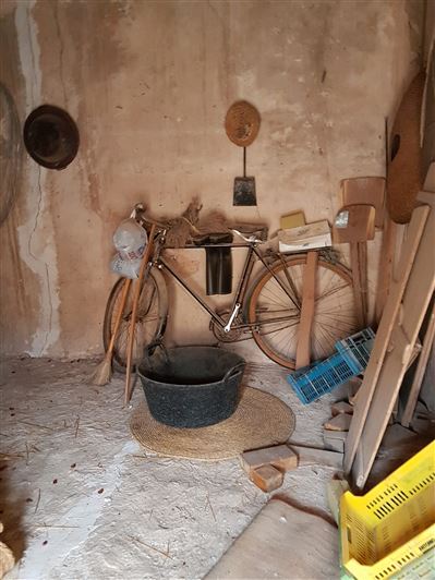 Image No.17-3 Bed Country House for sale