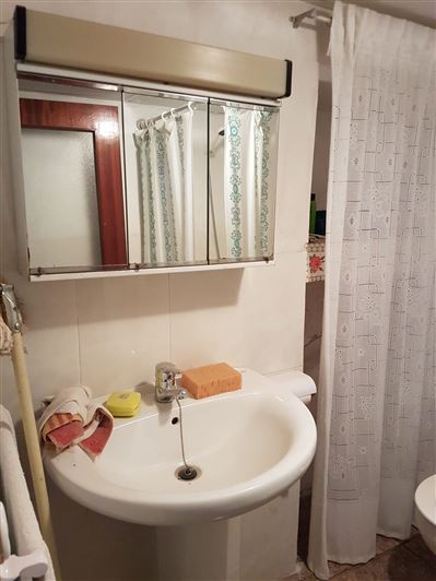 Image No.8-3 Bed Country House for sale