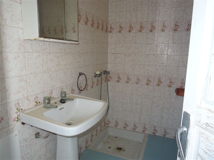 Image No.15-7 Bed Townhouse for sale