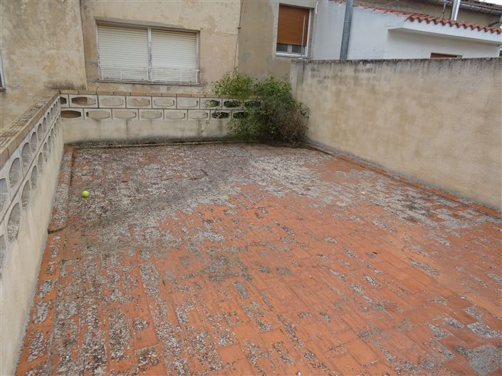 Image No.30-7 Bed Townhouse for sale