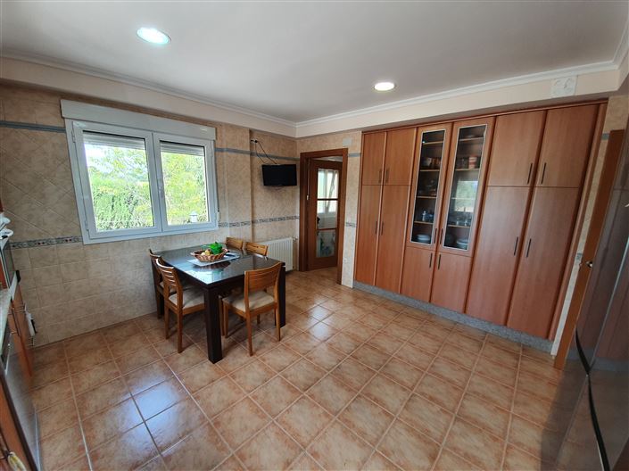 Image No.17-4 Bed Villa for sale