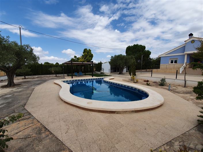 Image No.6-4 Bed Villa for sale